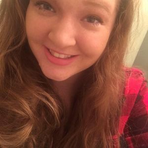 Meet your Posher, Michaela